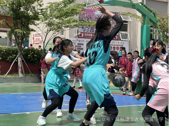 刻苦训练篮球时如何避免受伤的建议_1